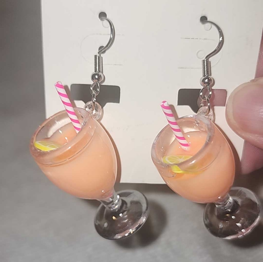 Earrings, fashion, Peach frozen margarita drink, plastic. NWOT